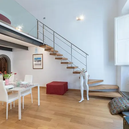 Monalda Loft 2-hosted By Sweetstay Apartment *