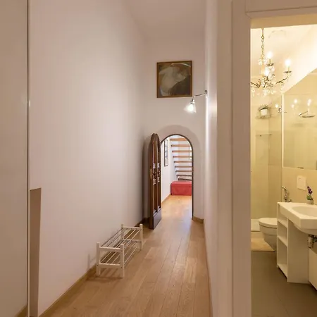 Monalda Loft 2-hosted By Sweetstay *